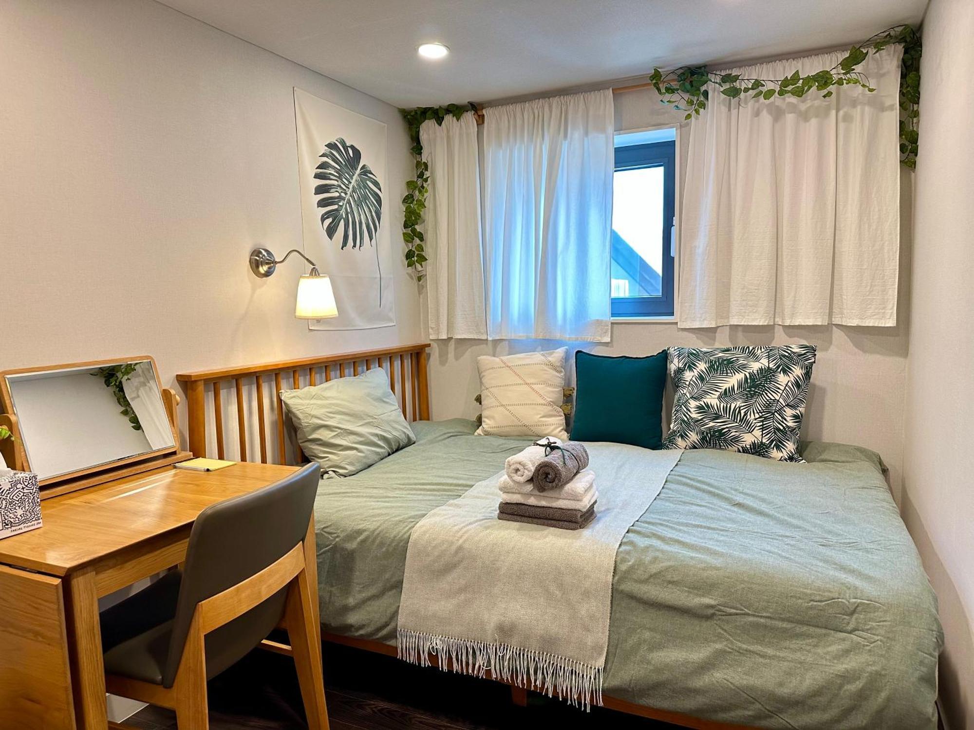 Hhzib, Homestay On A Hill In The Heart Of Seoul - 'Best Seoul Stay 2024' By Seoul Zimmer foto